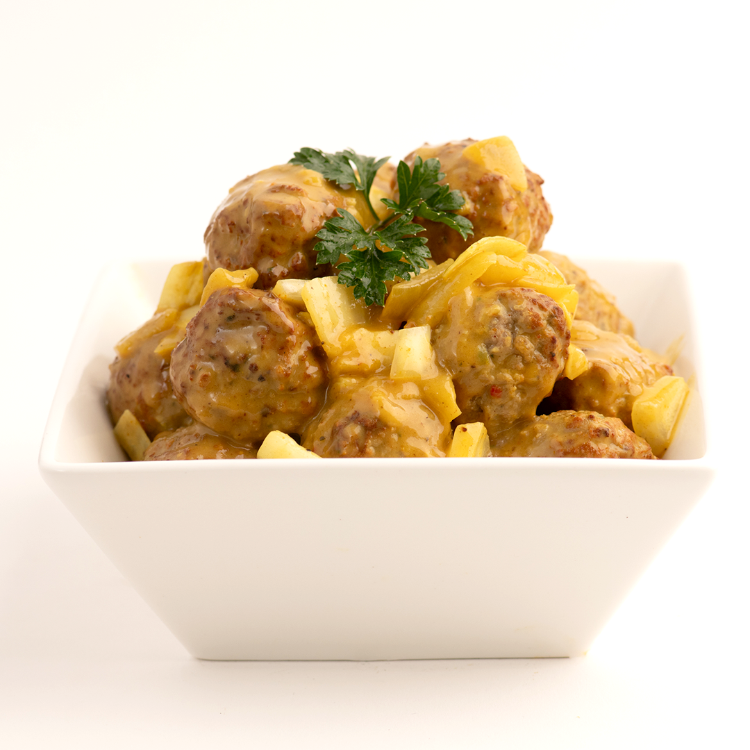 Albondigas de Carne al Curry / Meatball in coconut curry sauce